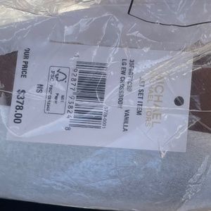 Michael Kors jet set crossbody bag